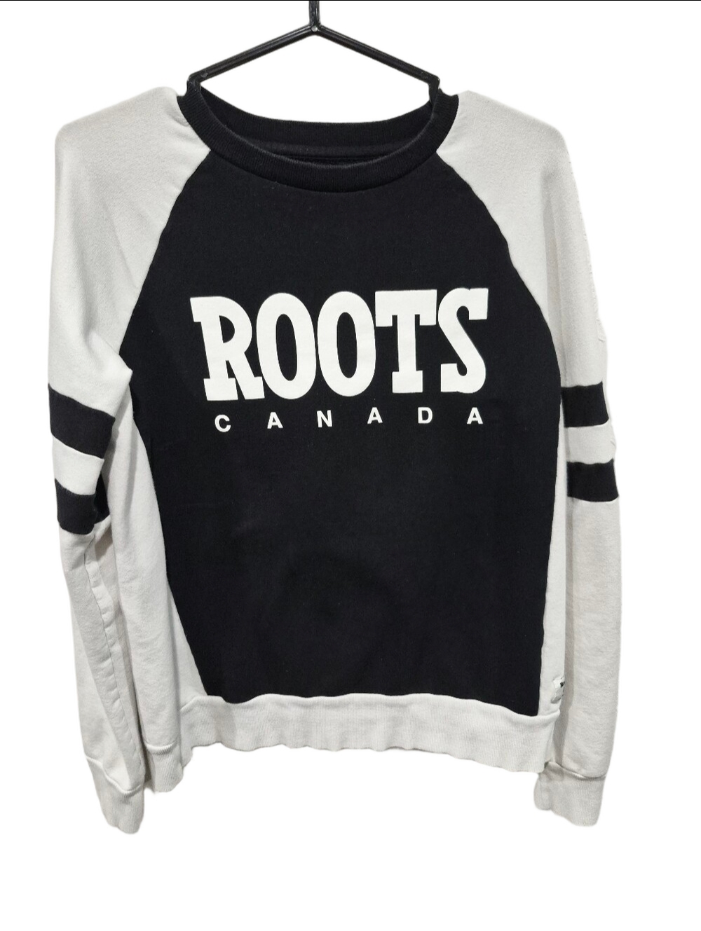 Roots Canada Women's Raglan Crewneck Sweatshirt Black White Medium